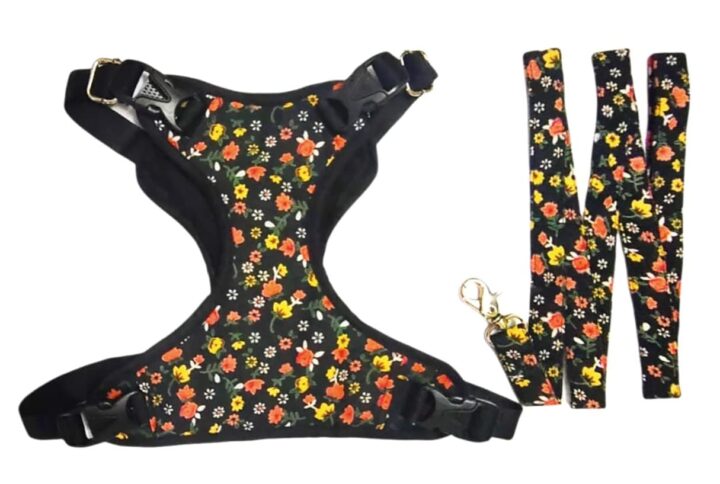 Black Floral Harness Leash Set For Dogs