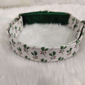 Furvilla Xmas Holly Leaves Collar