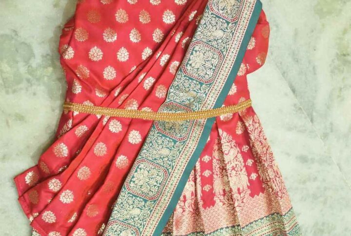 Furvilla Rani Pink Color Ethnic Pattu Saree Back